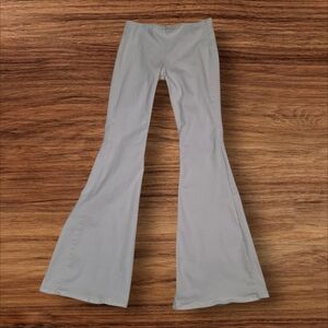 Free People Pull-On High Waisted Stretch Flare White Jeans Women Size 29